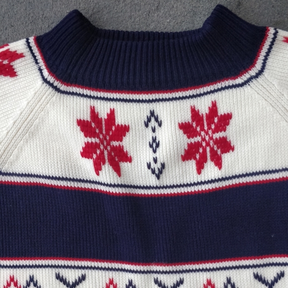 Vintage JCPenny Snowflake Winter Fair Isle Sweater - Picture 5 of 6